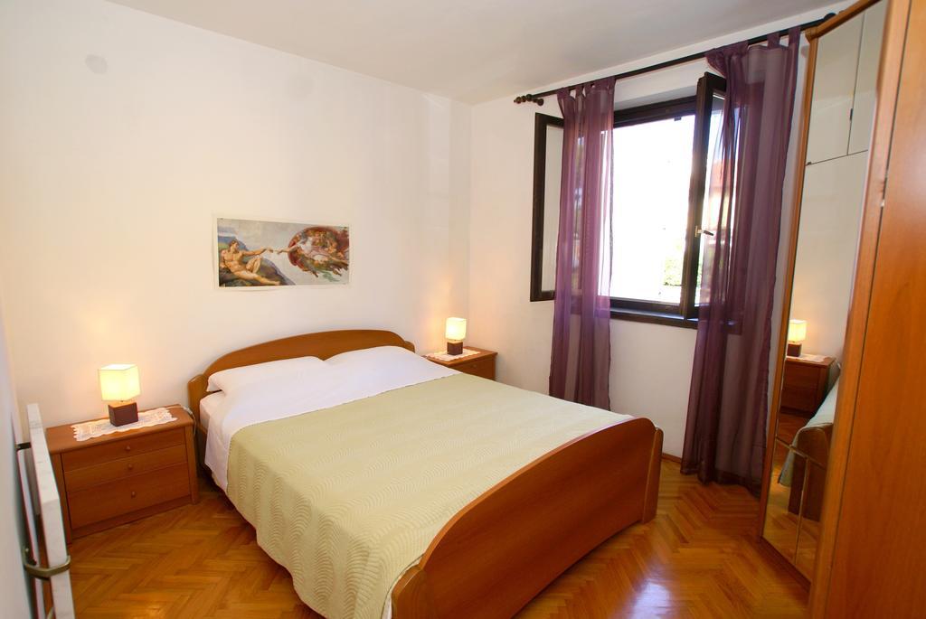 Apartment Ana 1 Malinska Ruang foto