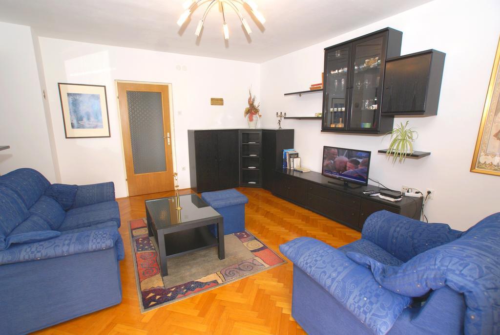 Apartment Ana 1 Malinska Ruang foto